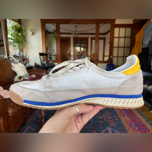 Cutest Tretorn shoes!! Men’s 7.5 Women’s 9. Super comfy. - Picture 5 of 5